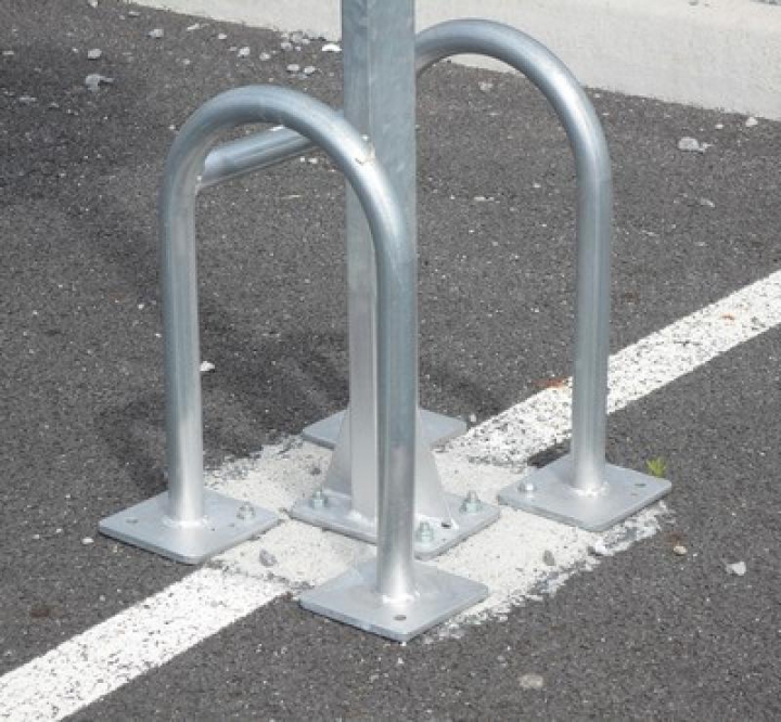 protege poteau sur platine