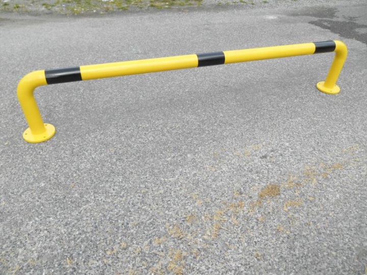 Arceau de protection Bogota L. 2.50 x H. 0.45m sur platines 